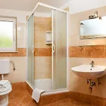 Apartament Awesome Apartment In Baska Voda