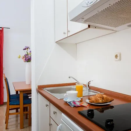 Apartament Awesome Apartment In Baska Voda *
