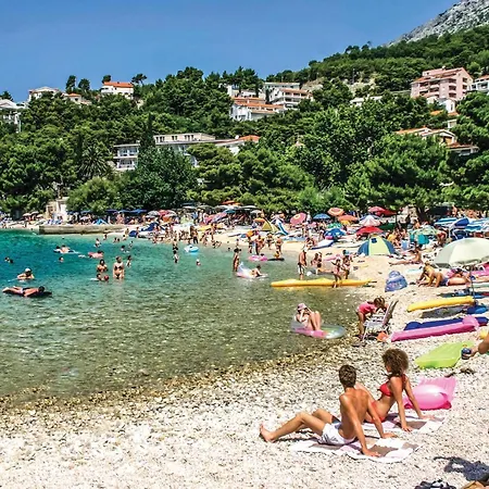 Nice Apartment In Baska Voda