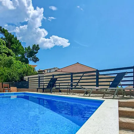 Nice Apartment In Baska Voda * Baška Voda