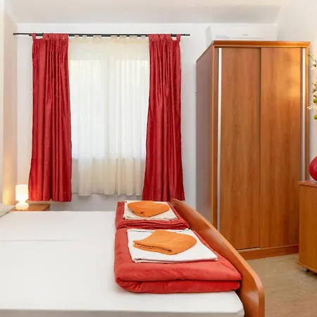 Nice Apartment In Baska Voda * Baška Voda